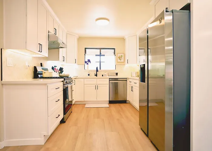 Spacious San Jose Lux 4Br Prime Location